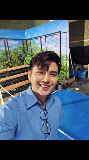Commercial project I worked on for Chingu Cafe @meetchingu as Chingu Dan ✨️☕️ Sharing some behind-the-scenes from the ads. Missed posting this when it came out since I was on a social media detox to focus on my acads. If you are a coffee lover like me u should definitely check this out! Available in stores nationwide! 💙 #ChinguCafe #bts