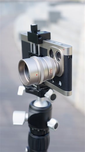 Adding a telephoto lens to iPhone feels like brand new phone! My travel photography retro gadget.