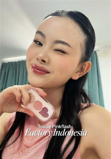 Kunjungi Pabri PINKFLASH dan Dapatkan Eyeshadow Gratis!