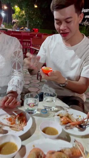 ຮັກແມ່ຫລາຍ ເຖີ່ງສິຍັງນ້ອຍແຕ່ກາພໍຫາໄດ້ປີນີ້ເອົາສຳນີ້ໄປກ່ອນ ແມ່ຄືທຸກຢ່າງ❤️🥰🥰 #รักแม่ที่สุดในโลก