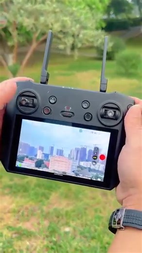 748K views · 4.7K reactions |  Top Tech Gifts for 2025! Take your adventures to new heights with the  2025 NEXT-GEN Drone—where cutting-edge technology meets boundless exploration!  6K Ultra HD Camera |  5G High-Speed Connectivity |  Precision 3-Axis Gimbal |  360° Intelligent Obstacle Avoidance  Fly higher, capture breathtaking moments, and revolutionize your aerial perspective! | The Broadmoor | Facebook