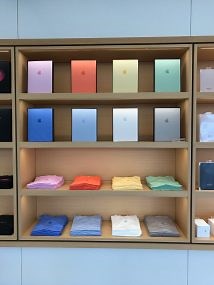 Here's what you can buy at Apple's special campus store in Cupertino [Gallery] - 9to5Mac