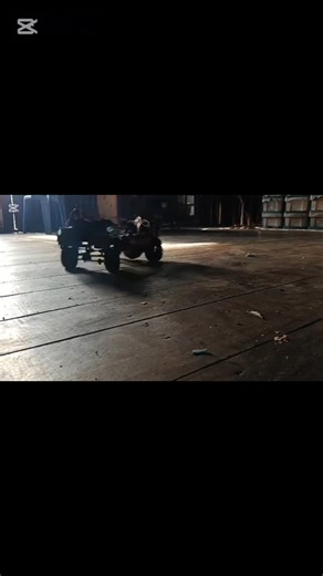 RC Car Powered by Mini Engine#MiniEngine #RCCar #EngineTest #DIYEngine #Shorts