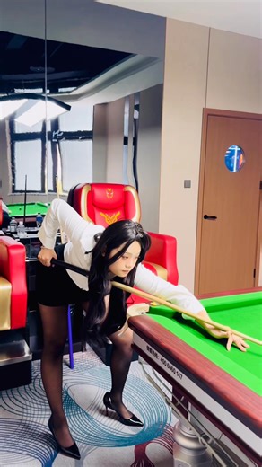 Alex Higgins’ Instinctive Shot-Making Channel Higgins’ unpredictable style by trusting your instincts on tough shots. Practice quick, reactive shots to escape difficult positions. Use aggressive spin to create unexpected angles. Stay confident to execute high-risk, high-reward plays. | Discover The Snooker Spot Cue & Brew