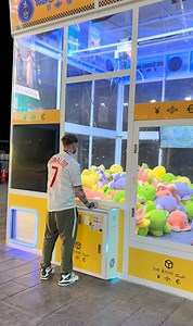 1.7M views · 31K reactions | Worlds largest claw machine 朗 | Kristen Hanby | Facebook