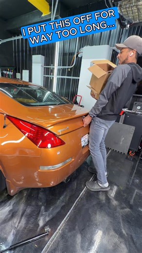Chris Gaines | Media Mogul on Instagram: "Moral of the story is, don’t buy things that will literally improve your life in 10 mins, then store them in your trunk for 2 years instead 😅. Failing hatch struts are a common thing especially on the Z, so here’s everything you need to know about getting it back to 100% and popping every time 🔥 #350z #hatchback #struts"