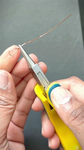 How to make your own decorative knot 🪢 Headpin ✨ #handmadejewelry #handmadeearrings