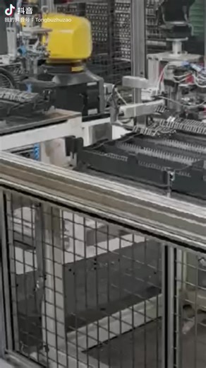 TOP CAST CFC Fixture for Automatic loading,unloading and handling 同歩鋳造CFC治具、全自動搬運および積み込み、積み下ろし #熱処理 #治具 同步铸造CFC工装，自动化上下料，搬运