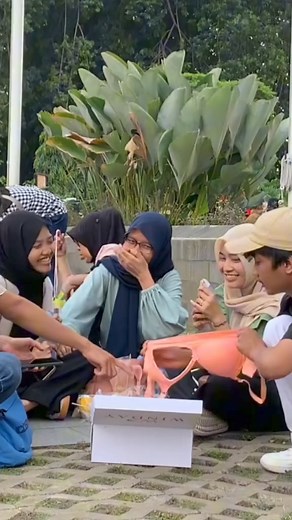 56K views · 1.1K reactions | Prank cod cd bh | Arlin Maeditia | Facebook