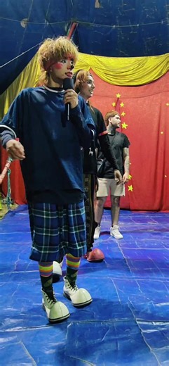 Video de chirulipa caceres (@chirulipa8) relacionado con “la rubia”