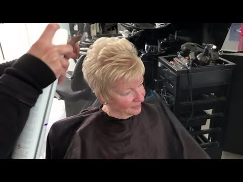 How to blow dry short hair