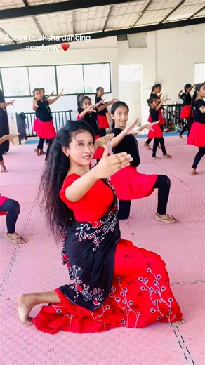 උඩරට හැඩ ටික♥️😍 #achiniupeksha #dance #kandiandance