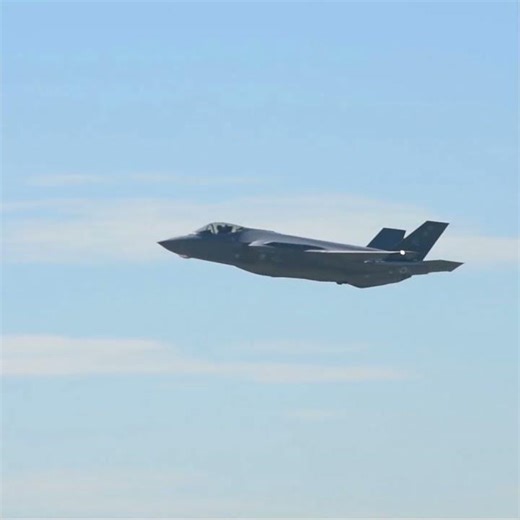 US F-35 Lightning II Joint Strike fighter #shorts