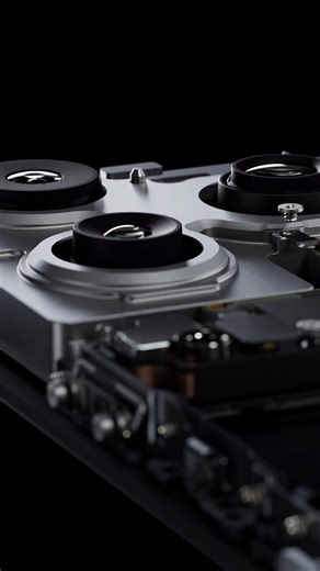 55K views · 647 reactions | Lo nuevo de Apple ya llegó a Movistar. ​ Consigue tu iPhone 17 Pro en nuestras tiendas o en www.movistar.com.pe ​ #Movistar #Apple #iPhone17 | Movistar Perú | Facebook