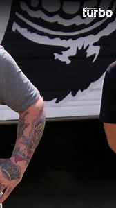 ¡La carrera se acerca y Aaron necesita un cambio radical! ¿Cuál será el color que hará que su auto ruede con más fuerza en Colorado? 🏎️💪 #ElDúomecánico | Discovery Turbo