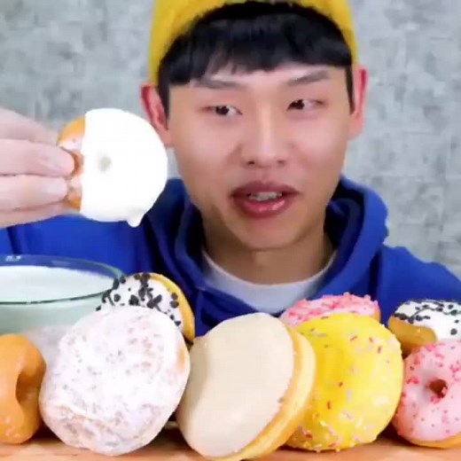 Bongil Asmr videos on TikTok