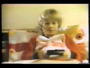 Nintendo handheld game commercial - Game & Watch Pinball