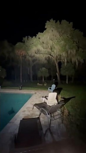 45,000 Lumen Flashlight vs LEP Flashlight - Comparison