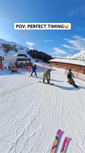Perfect Timing😂 #winter #ski #skiing #skifahren #snowboarding