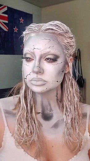 step by step statue makeup look #makeup #makeuplook #facepaint #facepainting #statue #statuemakeup #stepbystep #stepbystepmakeup #stepbysteptutorial #fypシ #foryoupage #viral #fyp