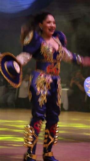 Machitas Caporal in Brisas del Titicaca | Elegance and strength in the Caporal dance