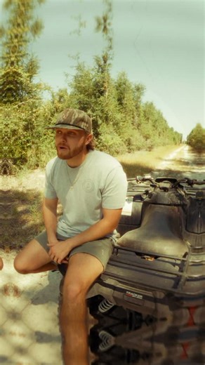 “Small Town Record” has been out for 1 week now and y’all have streamed the album over 1 MILLION TIMES. Every song on the record is sitting in my top 10 on Spotify and I have got nothing but love from y’all on it. I seriously can’t tell y’all enough how much it means to me! I kinda just don’t even know what to say but thank y’all and can’t wait to get back out on the road next year and play them all for y’all! | Brian Fuller