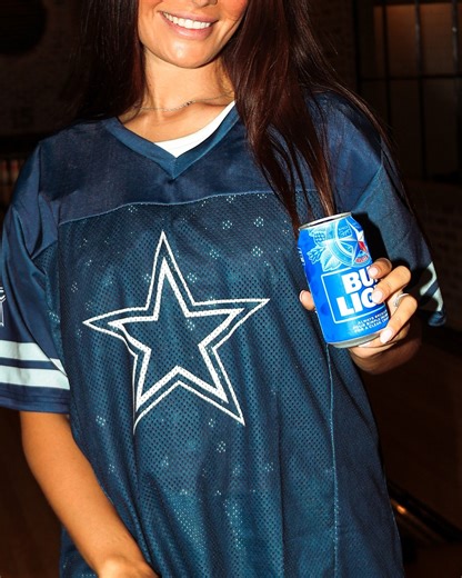 Game day plans = half-priced Bud Light football on the big screens 🍻🏈 Catch every Cowboys play at The Rustic Dallas! | The Rustic - Dallas
