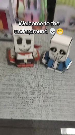 ✨Undertale Sans&Papyrus papercraft💀💀 HELP VELVET AT THE BACK👀 (I took this 3 days ago) #papercraft#papercrafts#undertale#sans#papyrus #fyp #undertale9th