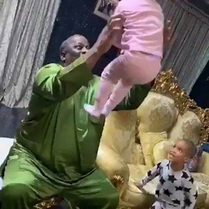 3.7K views · 11 reactions | We praise Your Holy Name Allah. Expand Esho Jinadu Kashamu Buruji's grave. | Iqraa Africatv | Facebook