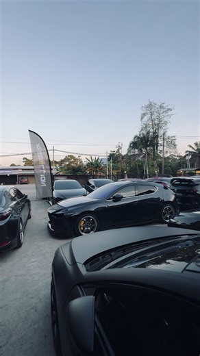 Explore the Mazda 3 Hatchback: Features and Performance