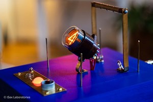 Elektronischer Würfel: Zufall aus dem Weltall