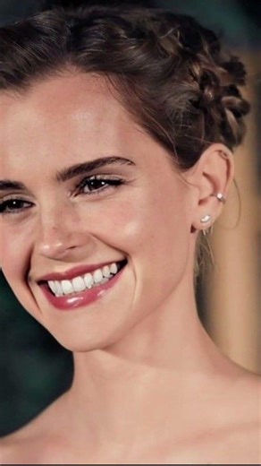 #goviral #beauty #emmawatson #love #inspiration #harrypotteractor #fashion #bts #actress #model