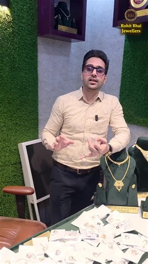 Rohit Bhai Jewellers on Instagram: "✨💎Engagement Rings Collection at @RohitBhaiJewellers | 100% Natural Diamond with Certified Card✅| 100% Return-Back of Diamond for Lifetime✨| . 📍Location/Address- Shop No. 23-24, 2nd Floor, New Building No. 1165, Kucha Mahajani, Chandni Chowk, Delhi-110006. Nearest Metro Station- #ChandniChowk . 📞Contact/Whatsapp Us on +91 9953 916 916, +91 9953 916 903 . Timing- 1 PM to 7 PM (Monday to Saturday) #DiamondJewellery #WeddingJewellery #DiamondRing #EngagementRi