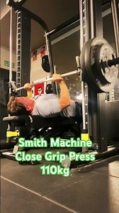 Smith Machine Close Grip Bench Press #triceps #workout #motivation