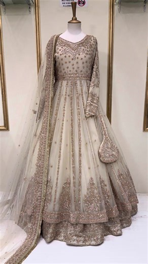 Customizable Clothing Options with Global Shipping