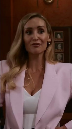 A lovely Kinks mention in last night's Coronation Street, maybe they'll play 'Lola' on the Jukebox?!