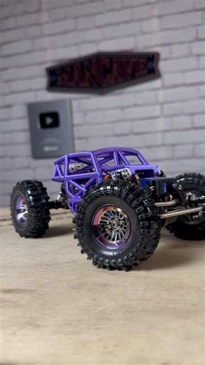 New build incoming! The @dbrcchassisdynamics Gila monster 👹 what a cool kit for the trx4m! This is up there with my favorite M builds, especially from an aesthetic standpoint. Love how it came together! . We’re on YouTube! Link is in the bio 👍🏻 . 💰⬇️ Discounts ⬇️💰 @littleguyracingparts 10% off code CAPE10 @rcawd_official 5% off code Capecrawlers @injora_rc 5% off code Capecrawlers05 @fmsmodel2007 $10 off accessories code Capecrawlers @adaptiv3_designs 10% off code Cape10 @flubrc 10% off cod