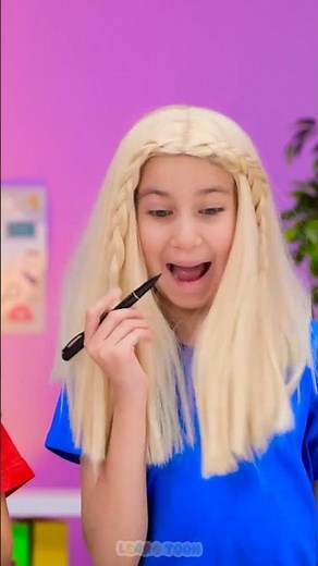 Friends Unleashed: Creative Chaos in Drawing Duel! 🎨👭#funforkids #drawingforkids