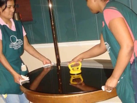 www.AskCindyHow.com Table Top Glass Lifter