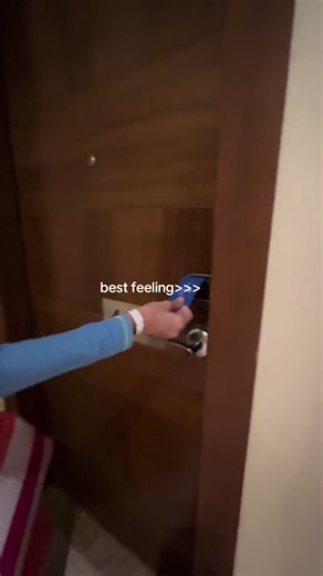 Spring Break Hotel Vacation: Relax by the Beach