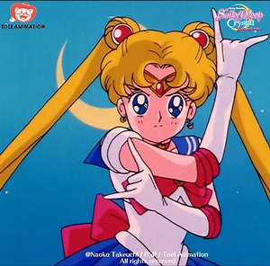 🌙🚨🎉¡El ANIME de SAILOR MOON cumple 30 AÑOS! °PRETTY GUARDIAN SAILOR MOON: 30 ANNIVERSARY° ⭐Un día como hoy (7 de MARZO 1992) hace 30 años, se emitió en la televisión japonesa (TV ASAHI) el primer episodio del anime #SAILORMOON: «Nakimushi Usagi no karei naru henshin» (泣き虫うさぎの華麗なる変身), para Latinoamérica: «Cómo una niña miedosa se convierte en Sailor Scout». Sailor Moon (美少女戦士セーラームーン Bishōjo Senshi Sērā Mūn), es el manga shōjo creado por Naoko Takeuchi en 1992. Sailor Moon saltó al anime casi s