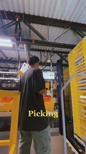 This is called picking. Honestly one of the easiest departments in the building, so if you have the option to pick i would suggest picking or packing. Never do stowing #fyp #amazon #amazonwarehouse #amazonwarehousejob #picking #working