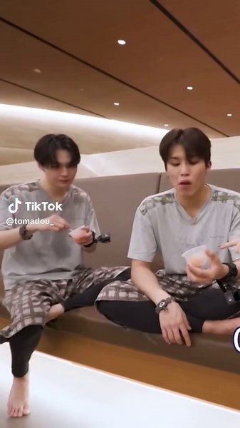 Jeongwoo and Doyoung's Emotional Moments on TMAP