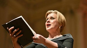 Svenska Catrin är operasångerska på Nya Zeeland