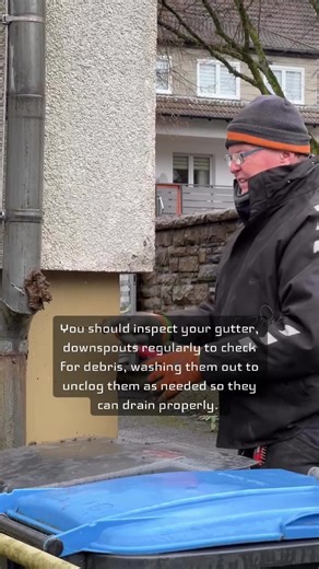 THE MORE YOU KNOW…🤔🤔🤔 CLOGGED DOWNSPOUT: You should inspect your gutter downspouts regularly to check for debris, washing them out to unclog them as needed so they can drain properly. Keep that rainwater moving.💦💦 #cloggeddrain #roofing #roofer #fyp #preventativemaintenance BrunnoNoBs 👊👊