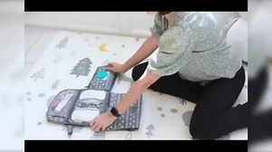 Travel Baby Changing Pads for Moms Dads Portable Changing Mat with Built-in Pillow Waterproof Portable Changing Pad for Baby