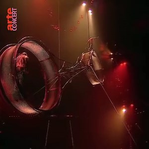 Mehr Nervenkitzel geht nicht! Im “Best of Adrenaline” präsentiert der Cirque du Soleil seine wildesten Nummern – u. a. das Todesrad 😯 Mehr davon unter so.arte/CirqueDuSoleil | ARTE Concert