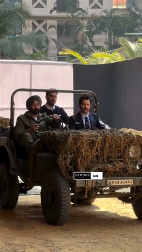 Border 2 trailer launch begins ❤️🇮🇳 Sunny Deol, Varun Dhawan & Ahan Shetty make a grand entry 🔥