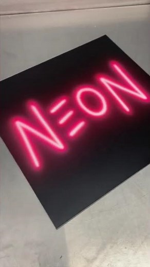 How To Airbrush Bright Neon Lettering !