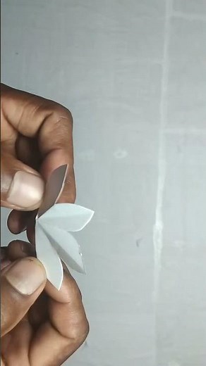 How To Make Easy Paper Flowers At Home